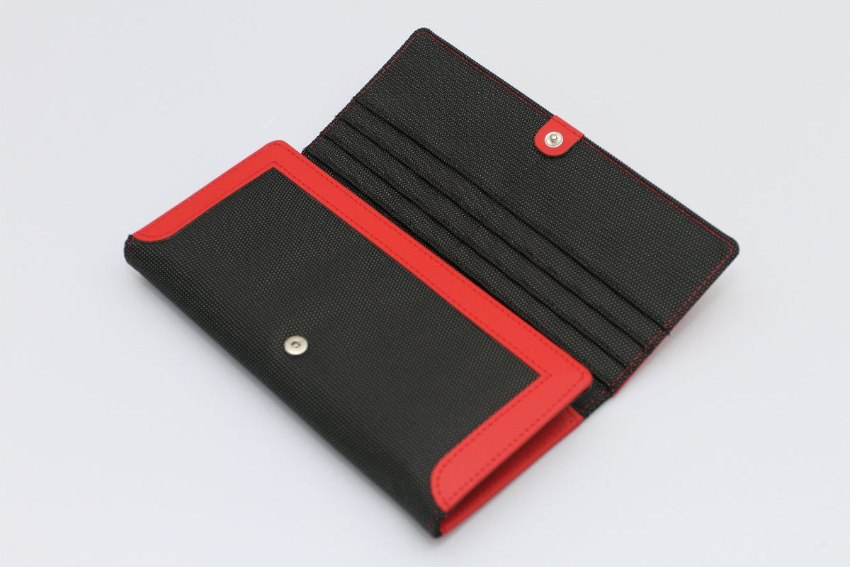 M. WALLET